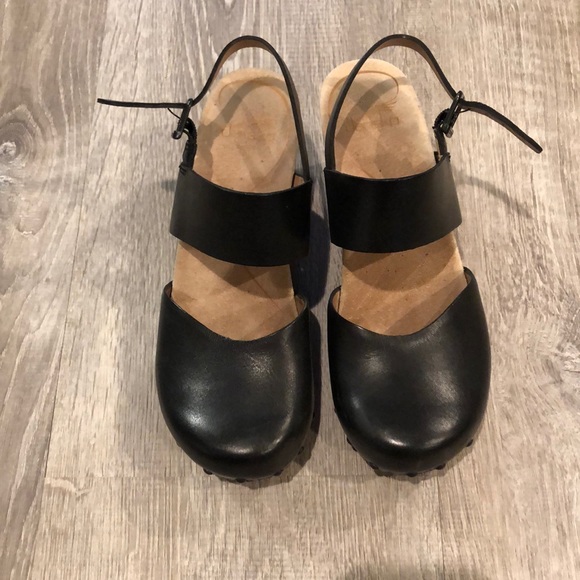 Dansko Shoes - Dansko Thea Clog